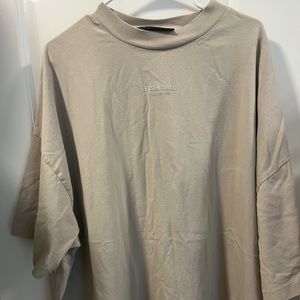 ESSENTIALS Fear of God tshirt